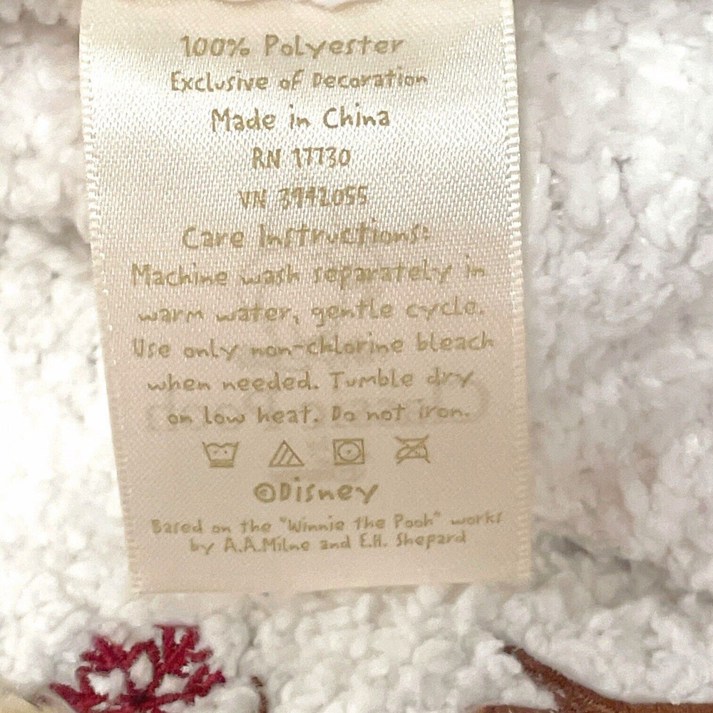Disney Classic Winnie the Pooh Chenille Baby Blanket Snowman White Red Trim HTF - Picture 7 of 10